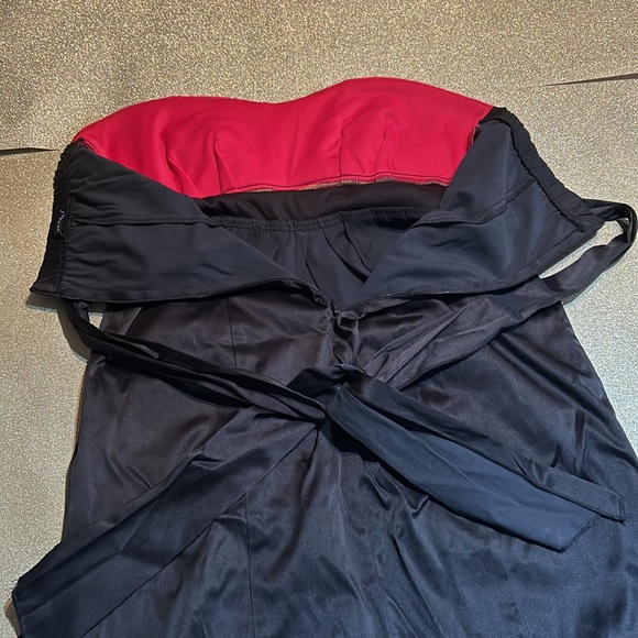 2000’s strapless dress - Picture 3 of 4